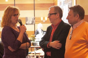 Mia Jamesson berättar tillsammans med Thomas Jennebo och Kaj Olson.