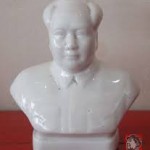 Mao Zedong byst i porslin