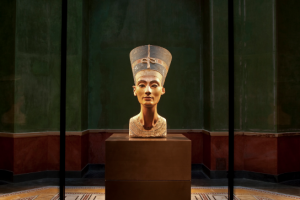 Bysten av Nefertite på Neues Museum i Berlin.